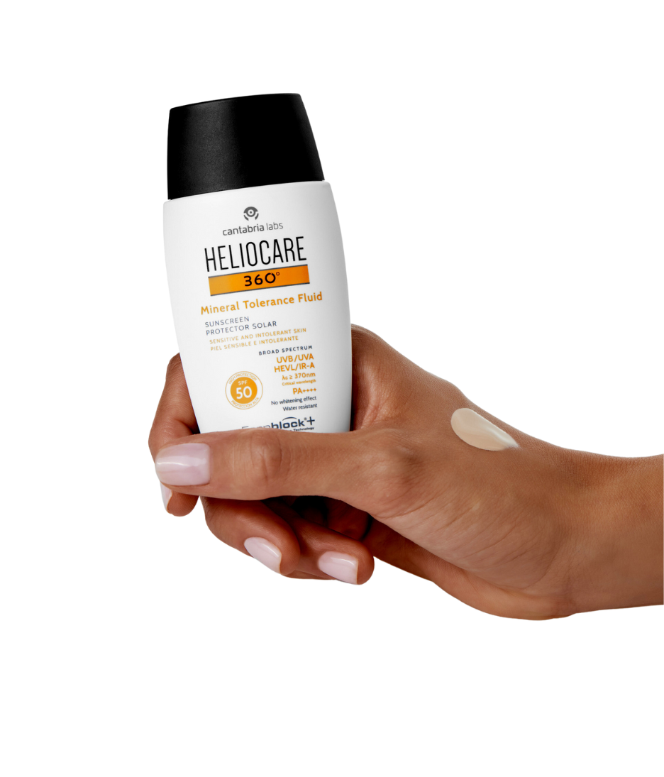 Heliocare 360 Mineral Tolerance Fluid SPF 50 Texture Swatch