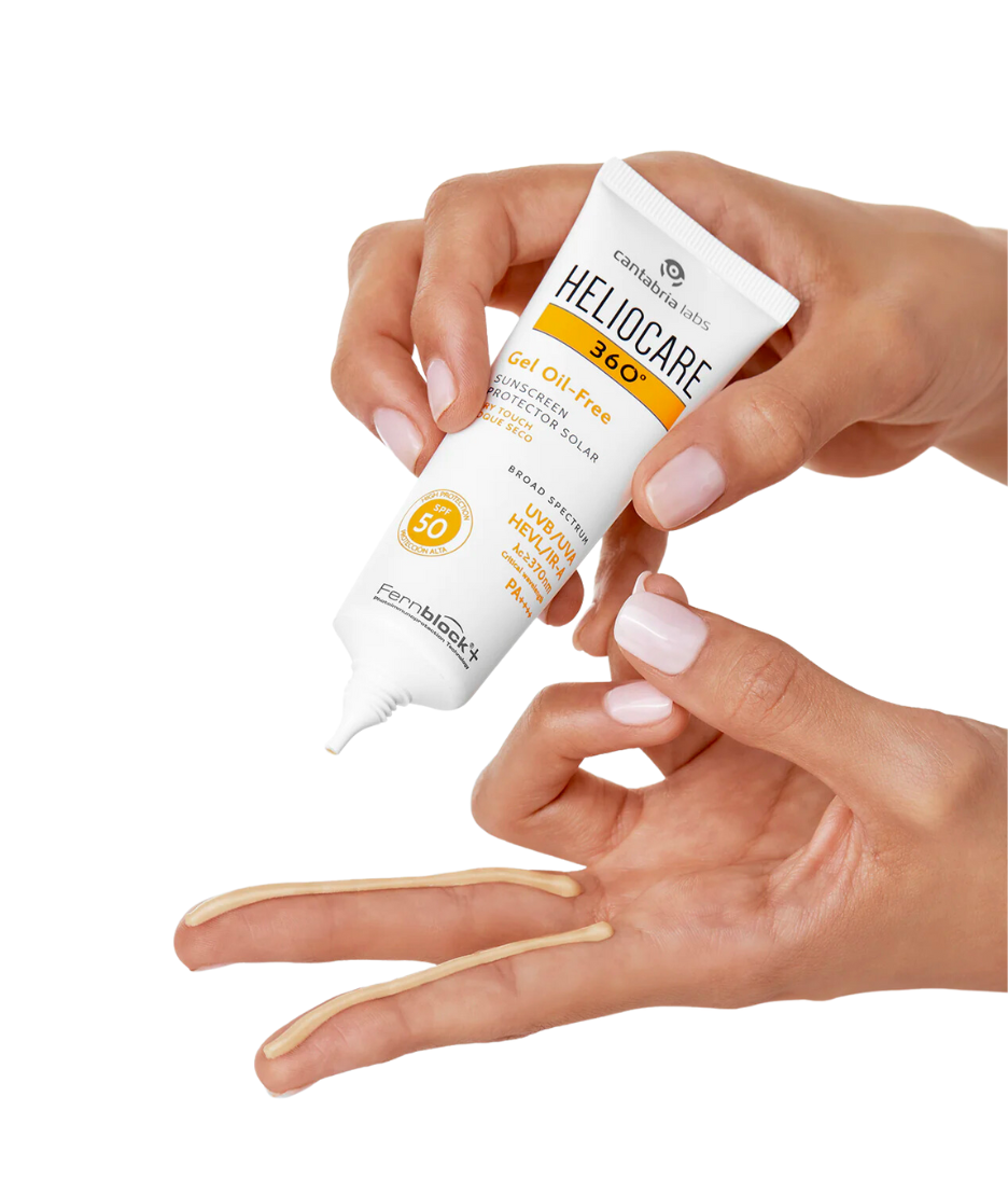 Heliocare 360 Gel Oil Free Dry Touch SPF 50 Texture Swatch